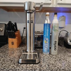 Aarke Carbonator III Sparkling Water Maker + 2 CO2 Tanks - Like SodaStream