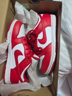 Nike Dunk Low
Little Kids' Shoes Red
