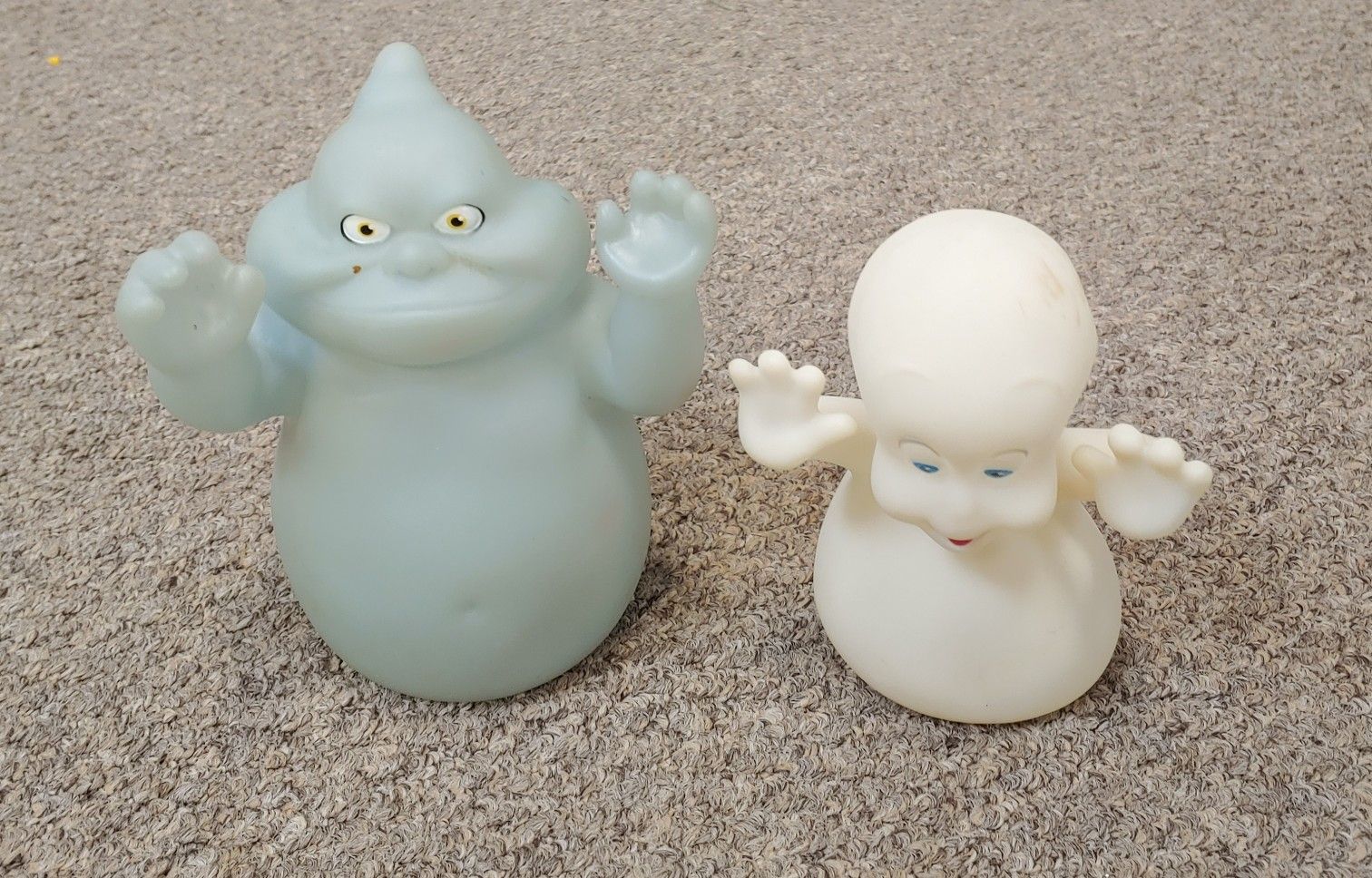 Rare Casper Ghost Glow in the Dark Hand Puppets 2 Piece Set Stretch Fatso Stinky Vintage Pizza Hut