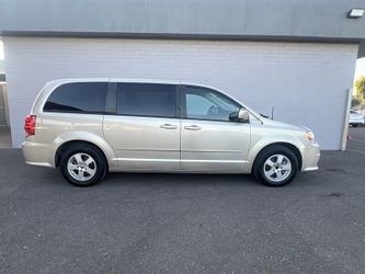 2013 Dodge Grand Caravan SXT