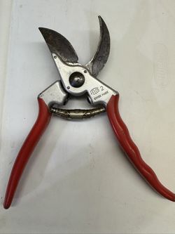 Felco 2 Hand Pruners