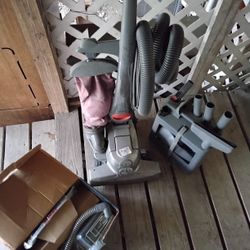 Kirby Vaccum Cleaner W/ Shampoo Head And Attachments,like New.