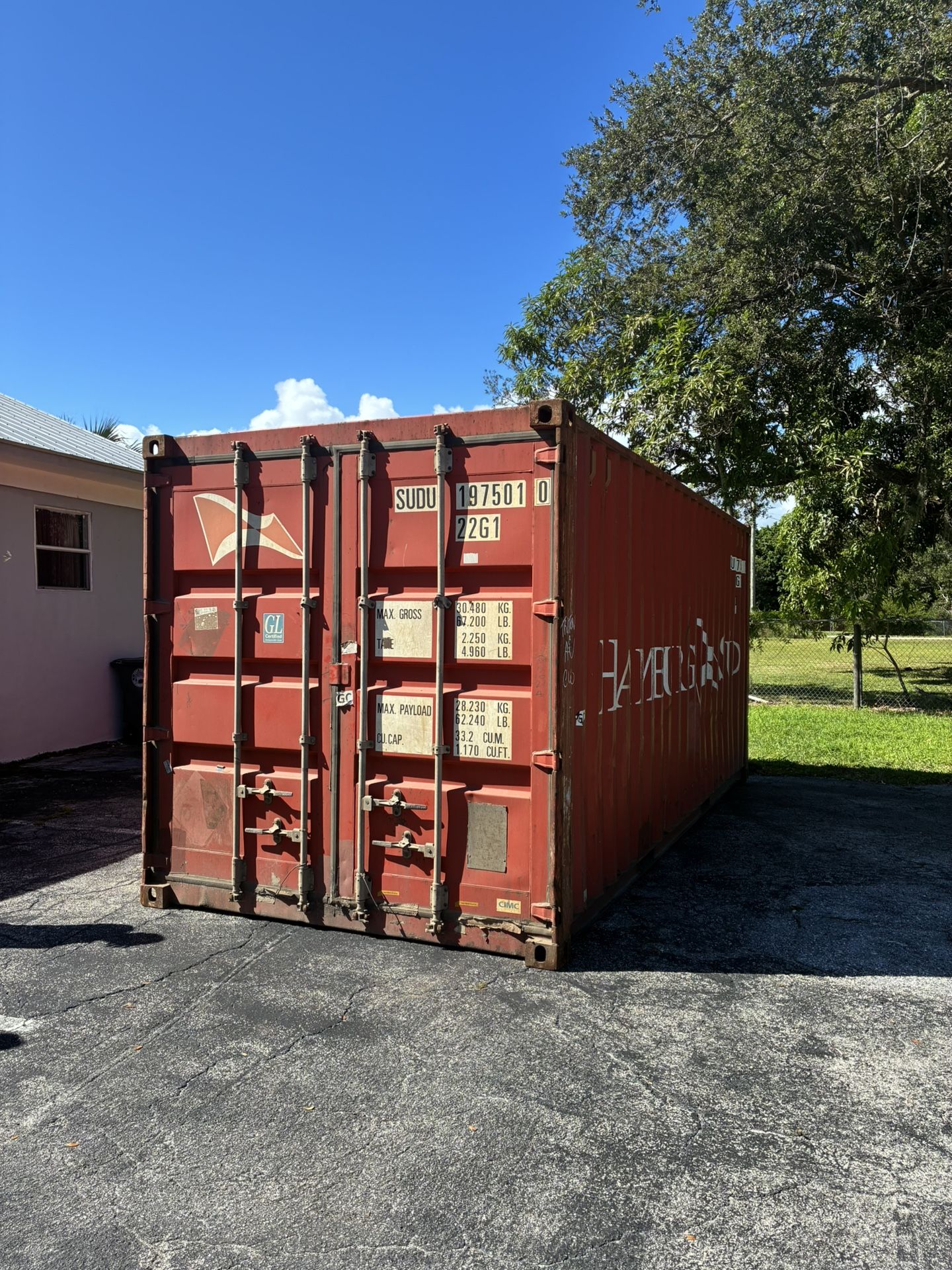 STORAGE CONTAINERS 20’ft 40’ft