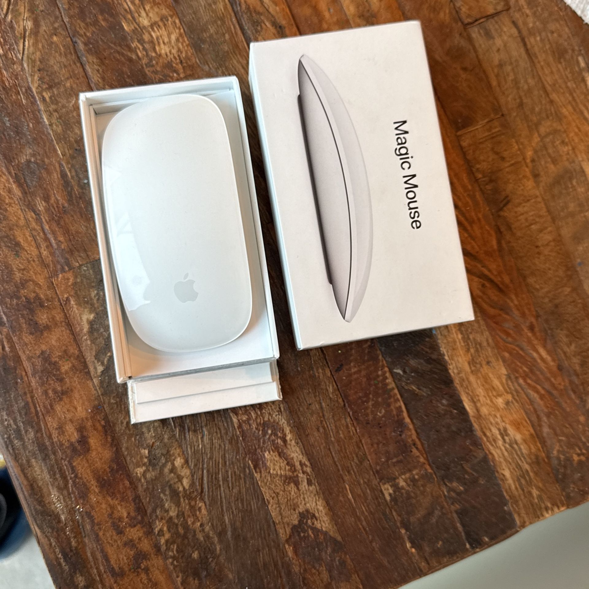 Apple magic mouse Like New