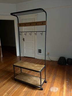 Entry rack