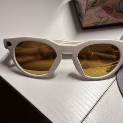 Oakley meta sunglasses
