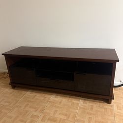BDI High-End TV Console / Entertainment Center – Like New