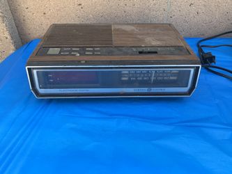 Vintage General Electric’s alarm clock