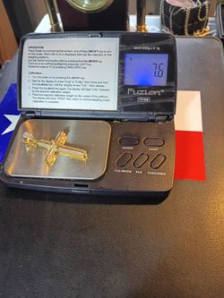 Silver Cross 925 weight  is 7.5 g on a silver plated necklace 925 29 in Long