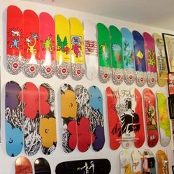 Art Skateboards Lot Warhol, Basquiat, Banksy, Haring, Obey Giant