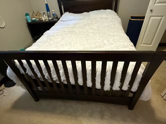 Solid wood double bed set - frame, mattress and dresser