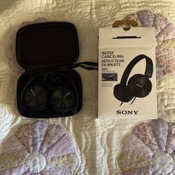 Noise Canceling Headphones 