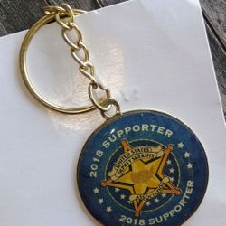 2018 Supporter United States Deputy Sheriff’s Association Goldtone Key Chain  – 
