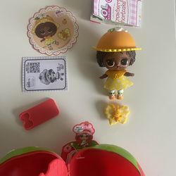 Strawberry Shortcake x LOL Dolls