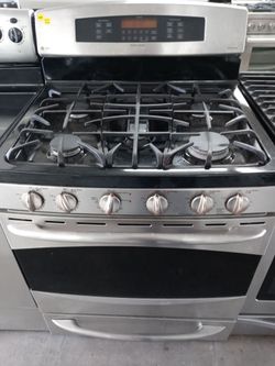 GE Profile stainless steel 5-burner dual fuel stove - Free delivery
