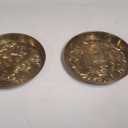2 Beautiful Vintage Brass Etched Flowers and Leaves Trinket Dishes 
