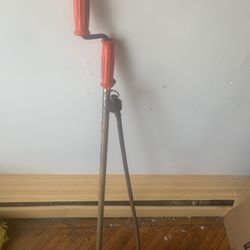 Heavy Duty Pipe Cleaning Auger  3 Ft X 1/2 Inch Snake