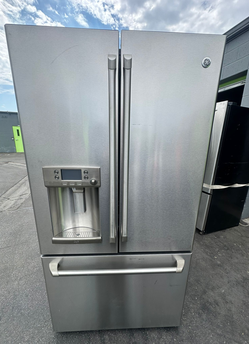 GE French Door Fridge Stainless Steel Water Dispenser