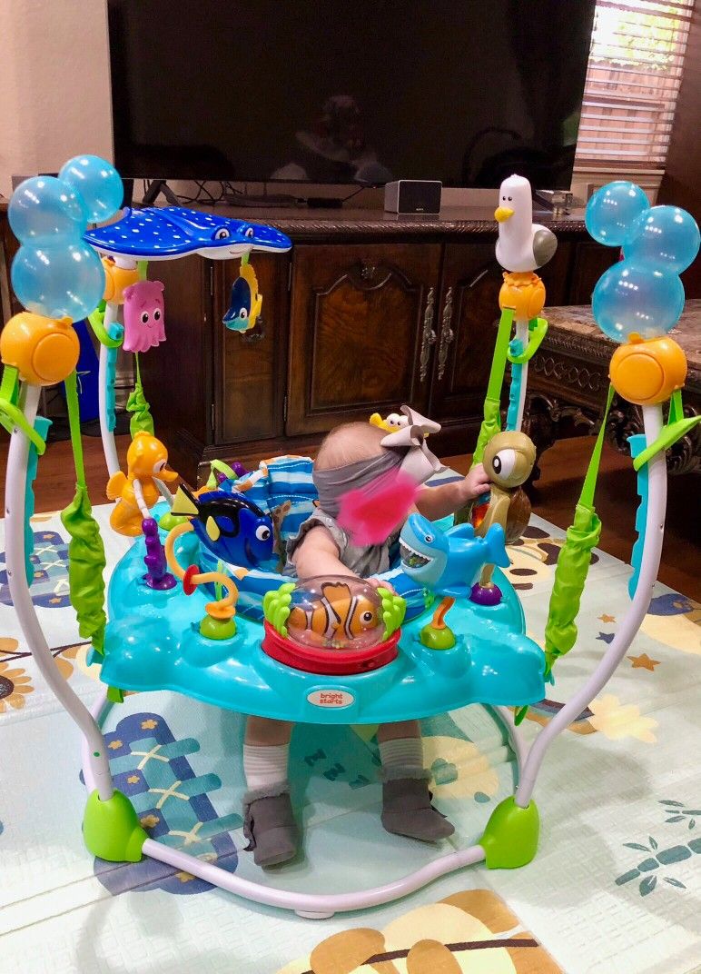 Jumperoo- disney finding Nemo 