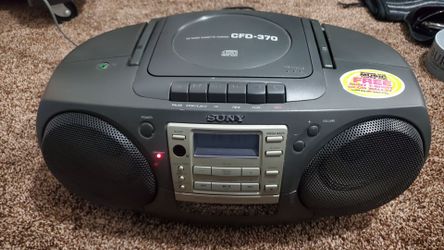Sony CFD-370 CD Radio Cassette Boombox