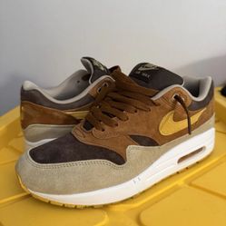 Nike Air Max 1 Size 8.5