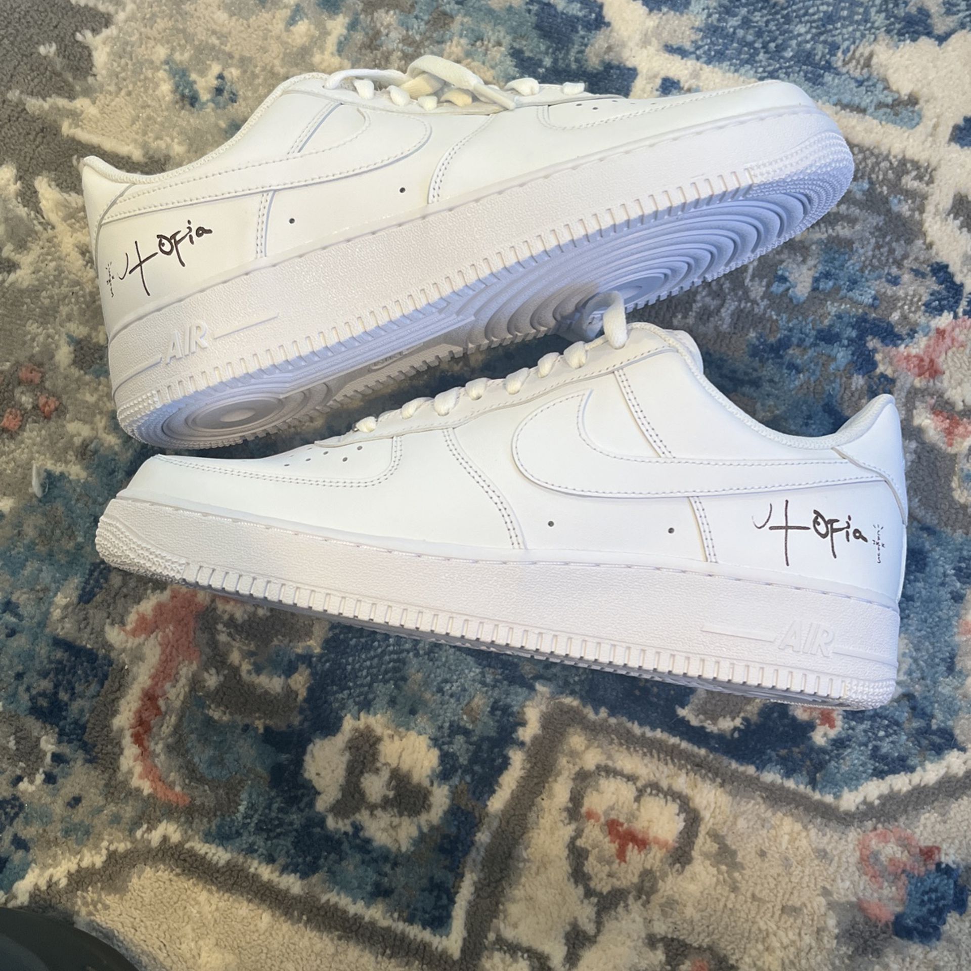 Nike Air Force 1 '07 Virgil x MoMa Off-White Size 10 Deadstock for Sale  in Austin, TX - OfferUp