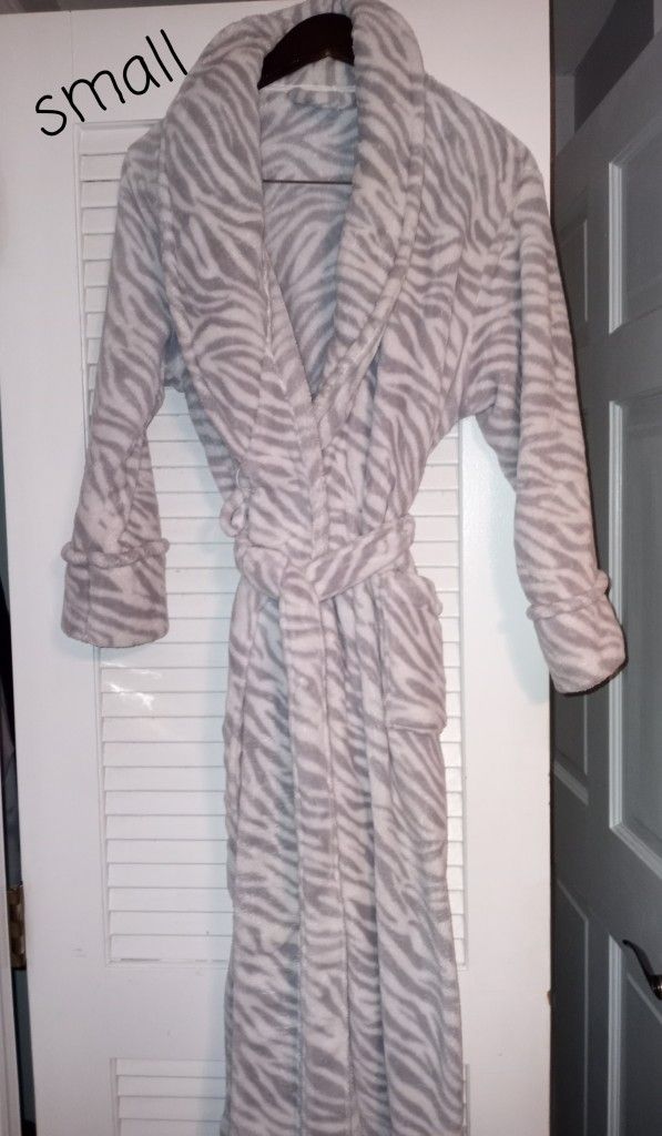 Womans Robe Size Small