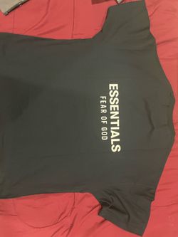 Essentials t-shirt, size L