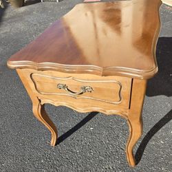 Lovely Vintage French Provincial Wood Table