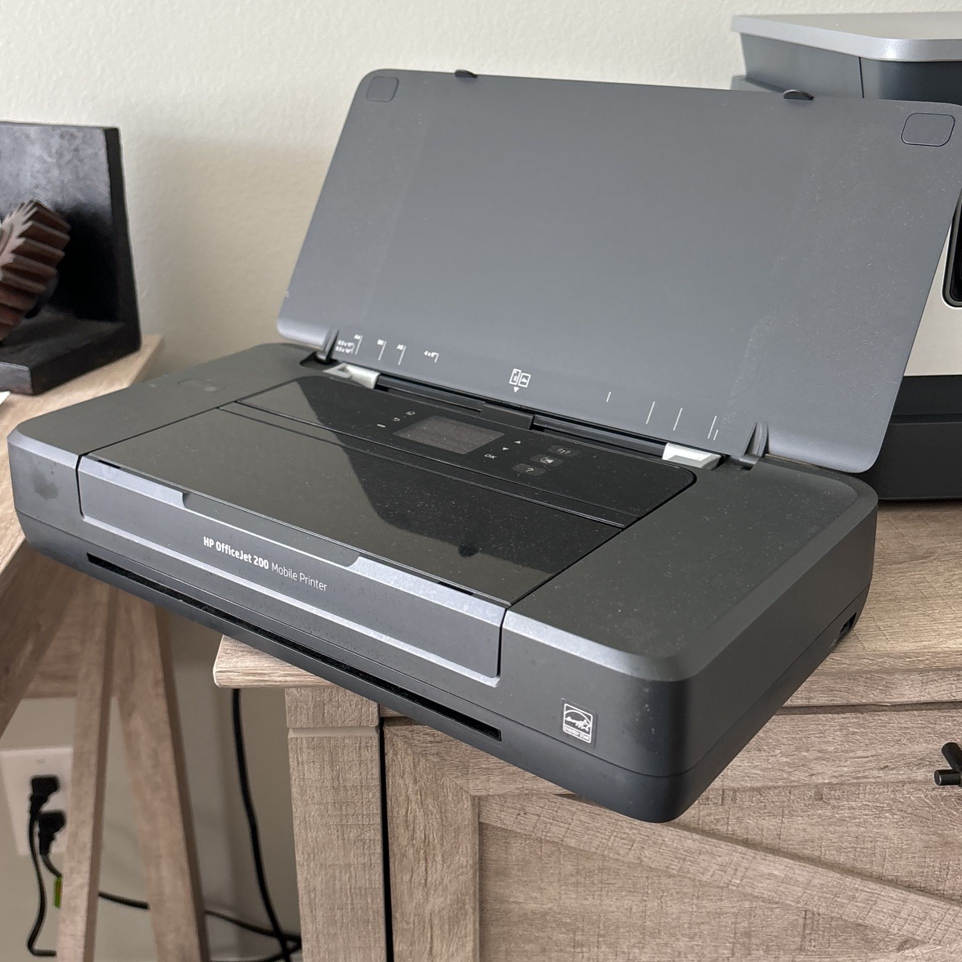 HP officejet 200 Mobile Printer