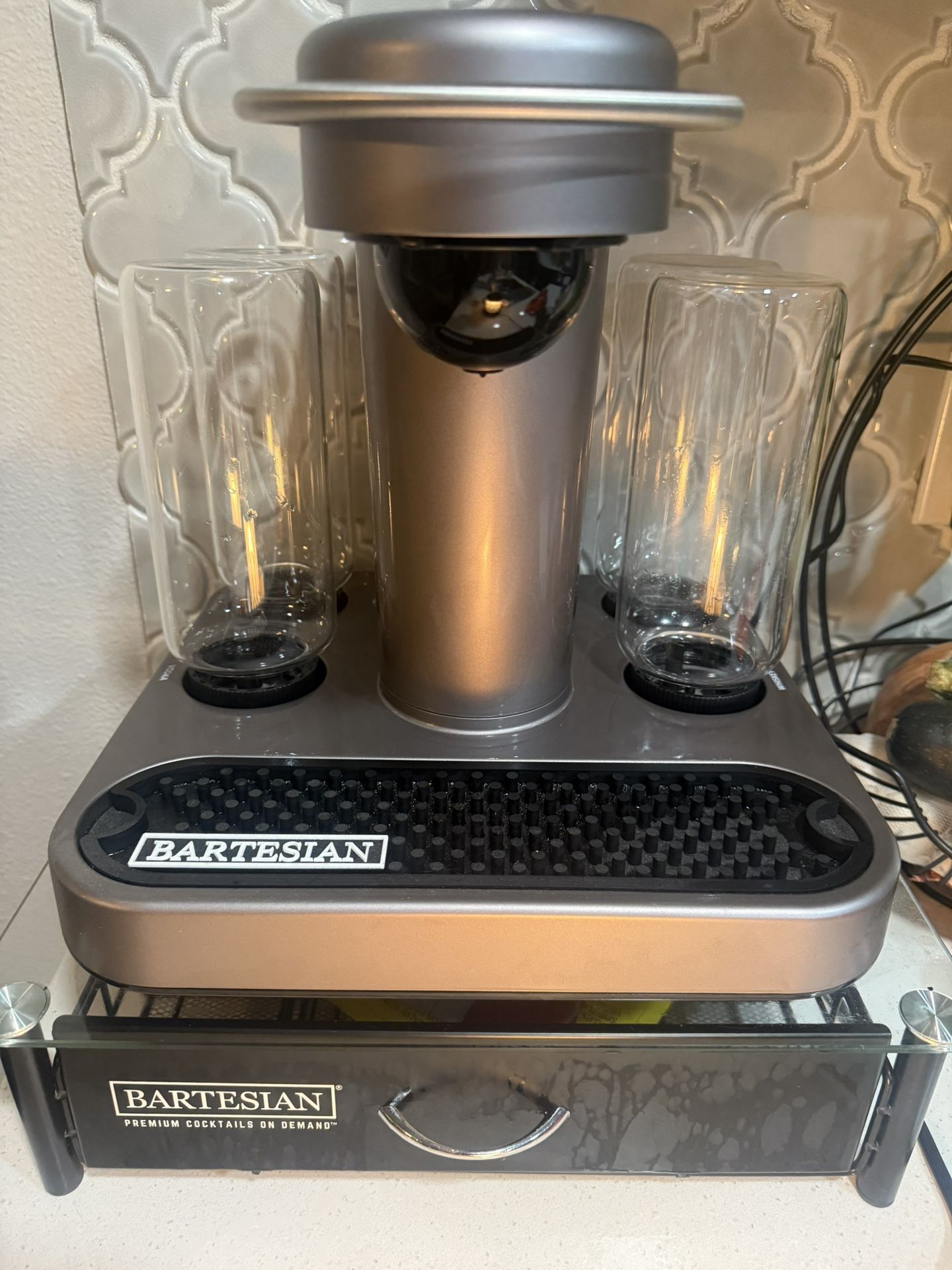 Bartesian Cocktail Maker
