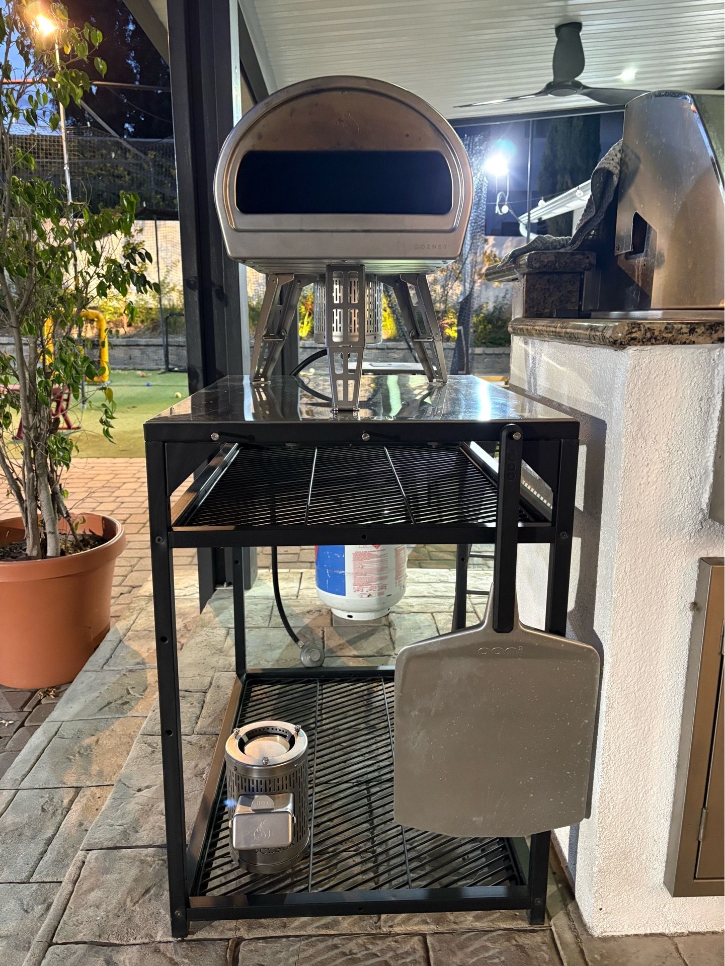 Gozney Roccbox Pizza Oven. Ooni Table and accessories included. for ...