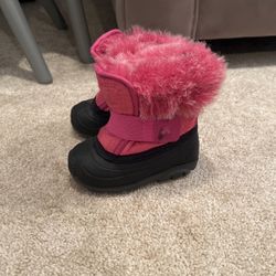 Kamik Size 6 Toddler Snow Boots 