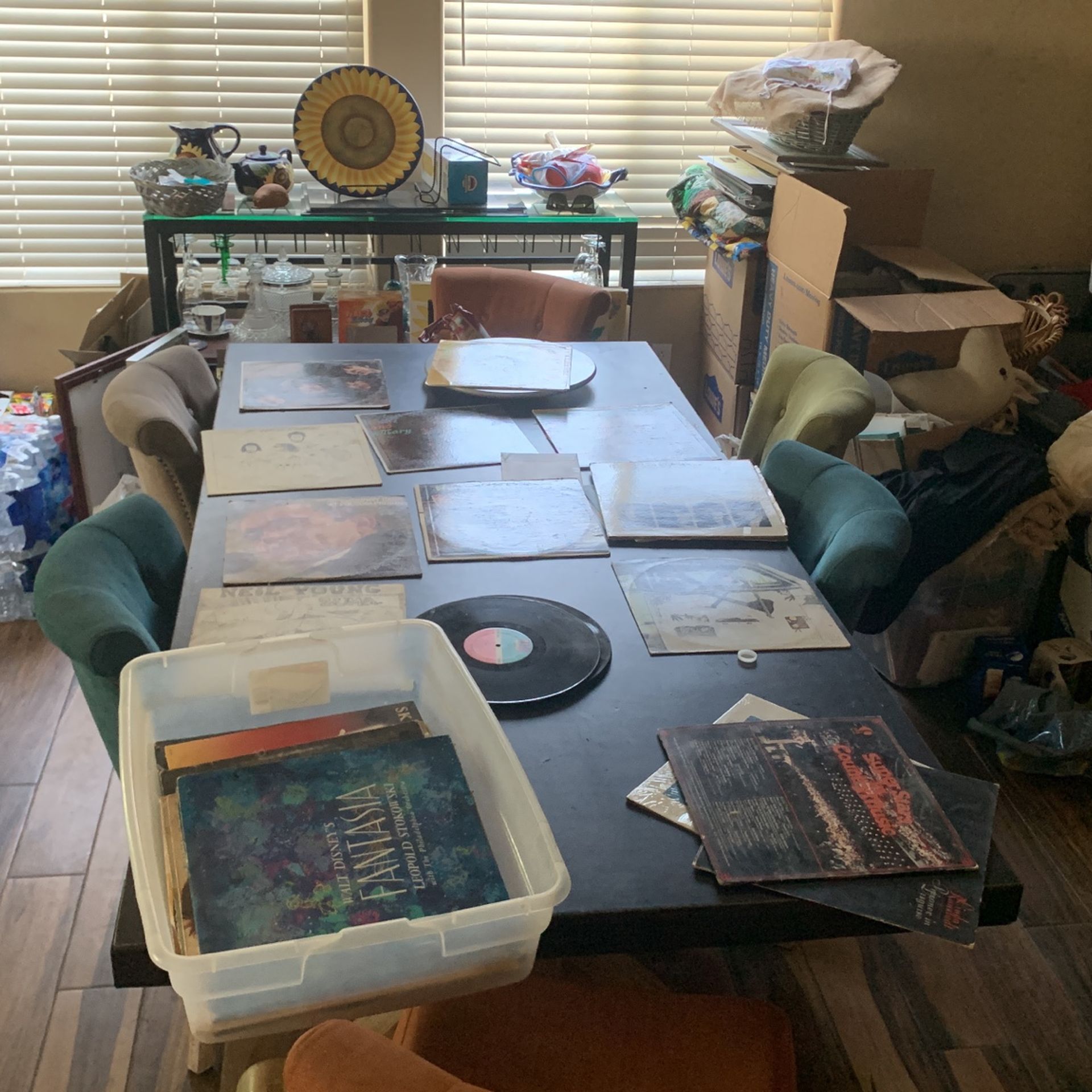 Lots Of Records