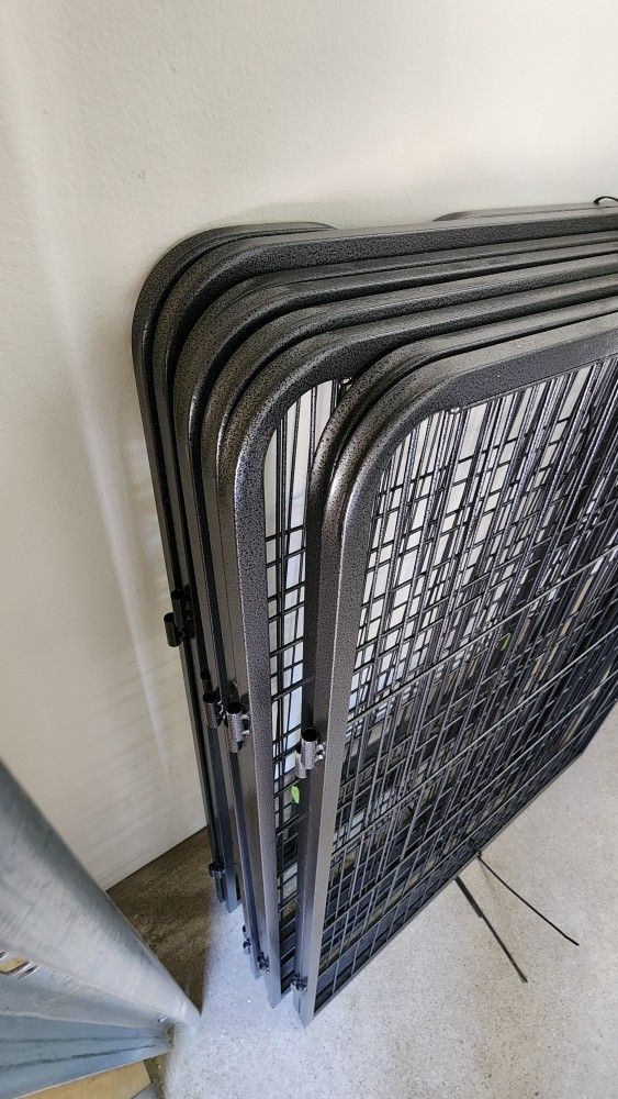 Pet Pen Heavy Duty 8 Panels With Door And Lock