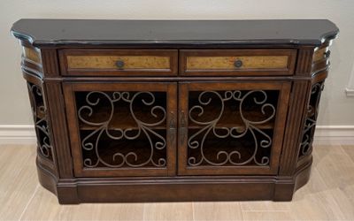 Credenza /  TV console