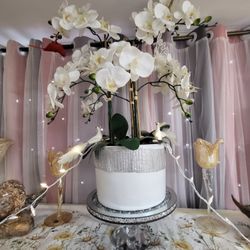 Beautiful  3  Chrystal  Vase Sale 
