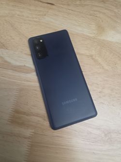 Samsung s20fe...128gb. Unlock ANY Sim