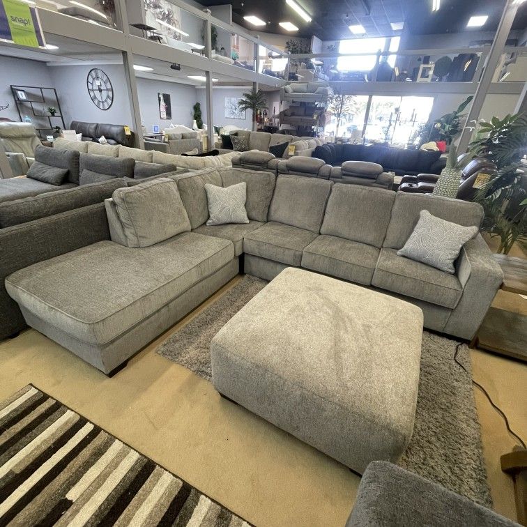 Altari Alloy 2pc Sectional Sofa w/ Chaise