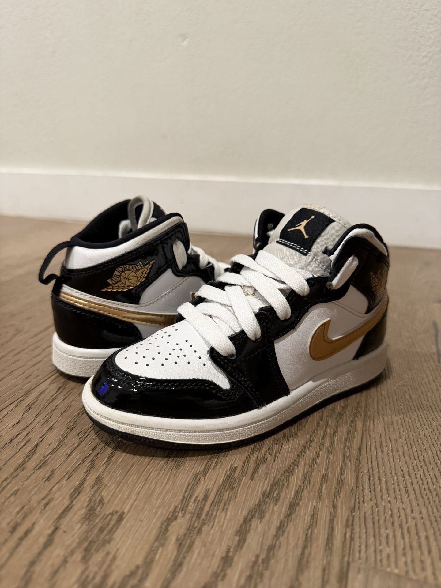 Nike Air Jordan Retro Patent Leather 11c