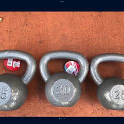 25 30 35.lbs Kettlebells NEW