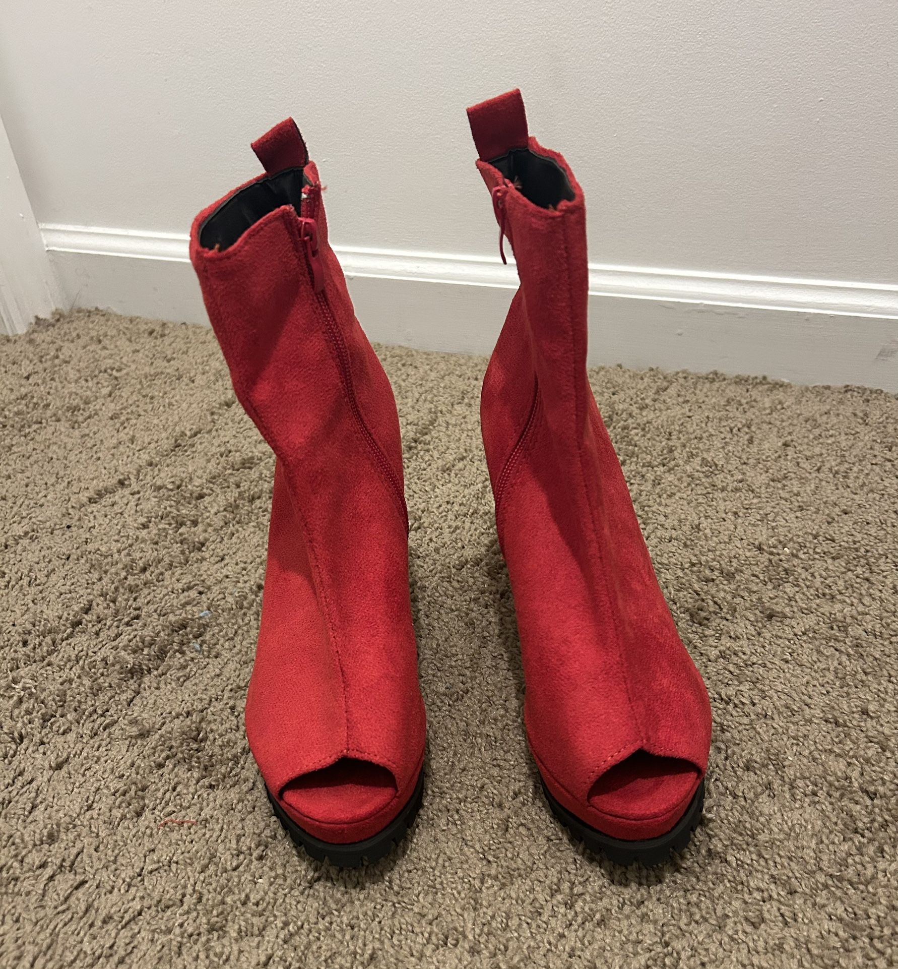 Open Toe Heeled Booties Size 39
