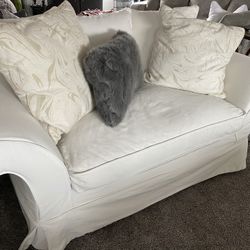 Shabby Chic Loveseat Couch 