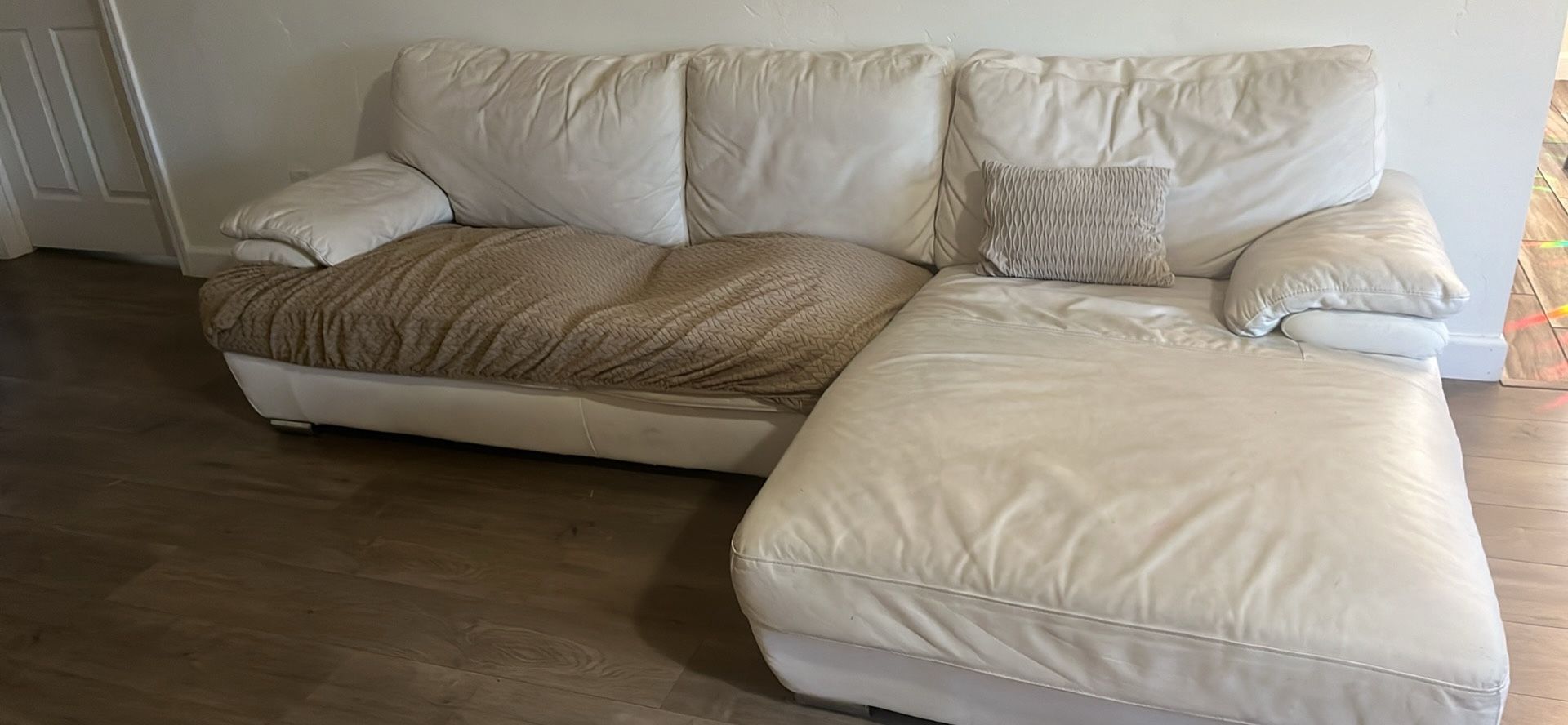 Free Sofa