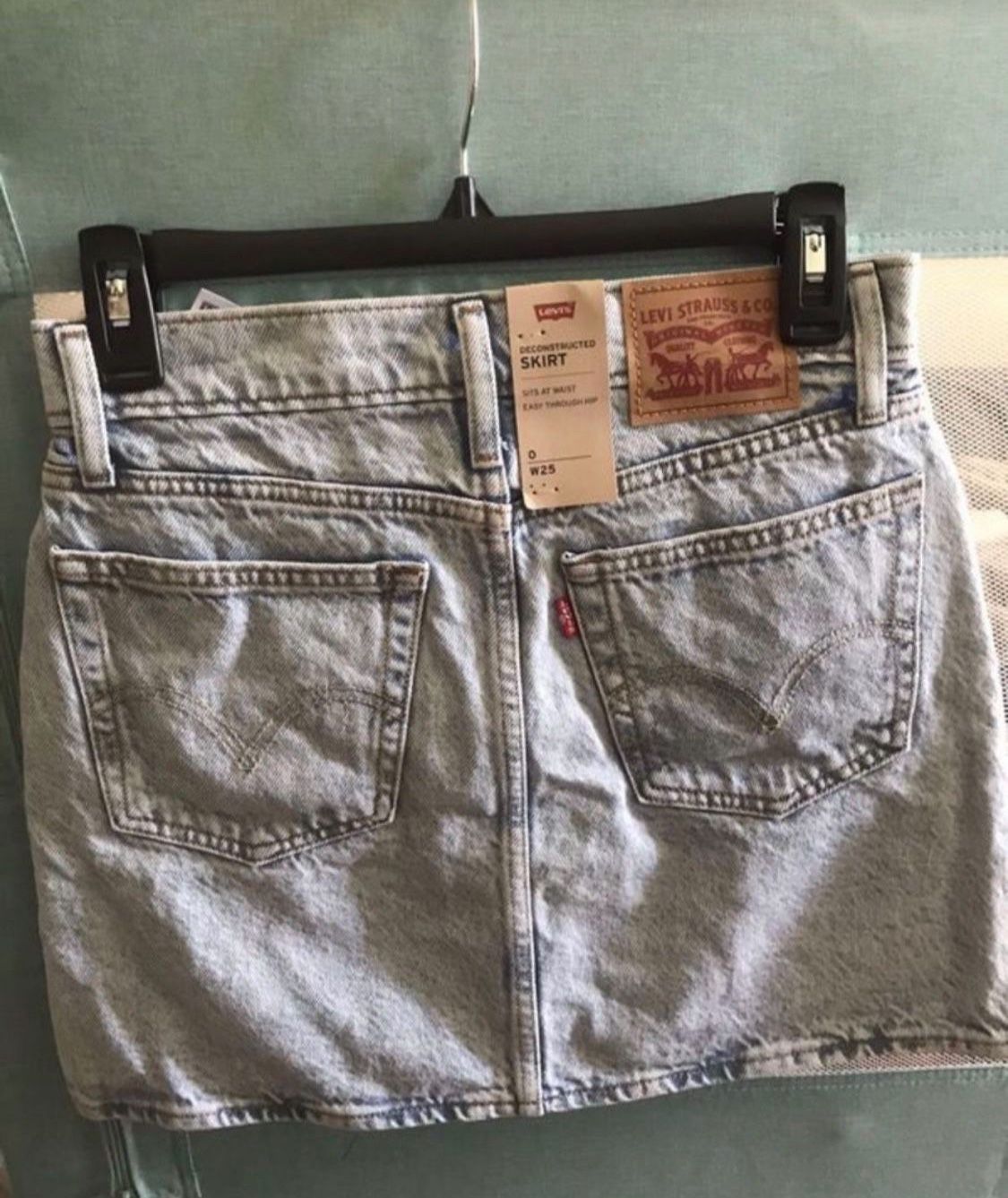 Levis Skirt