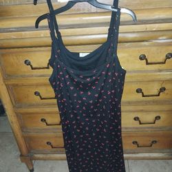 SOHO SET OF 2 NIGHTGOUNDS SIZE MEDIUM