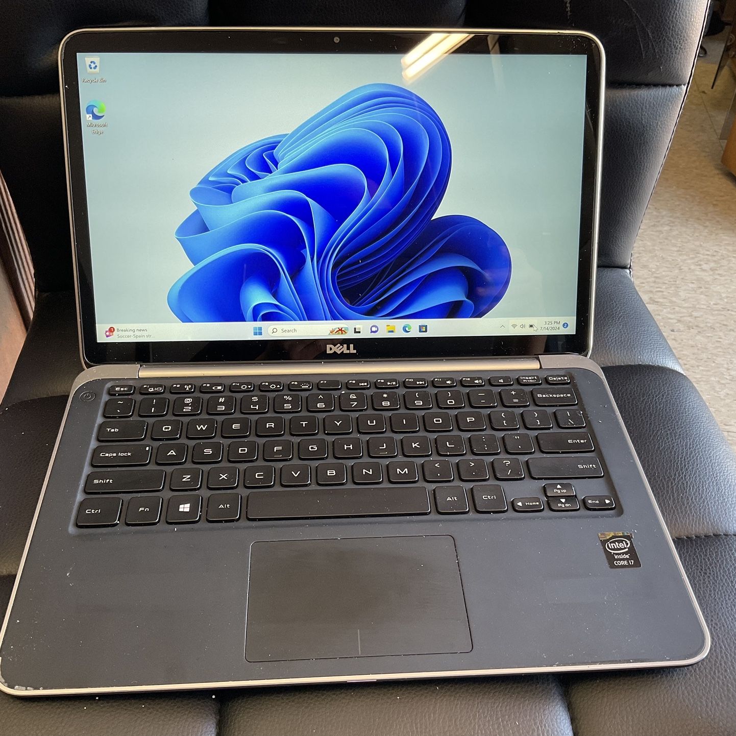 Dell XPS 13 9333-touchscreen for Sale in Huntington Beach, CA 