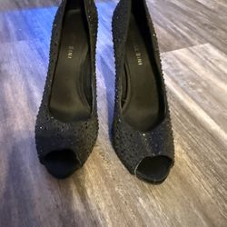 Gianni Bini "Marilyn" black sparkly peep-toe pumps featuring embellishments