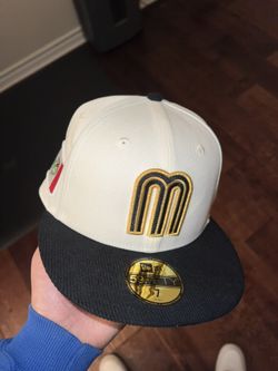 Mexico Hat White Black Gold