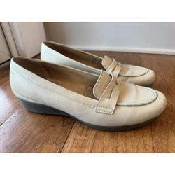 Ecco Slip On Wedge Heel Leather Loafer Flats Beige Women Size 11-11.5  (42)